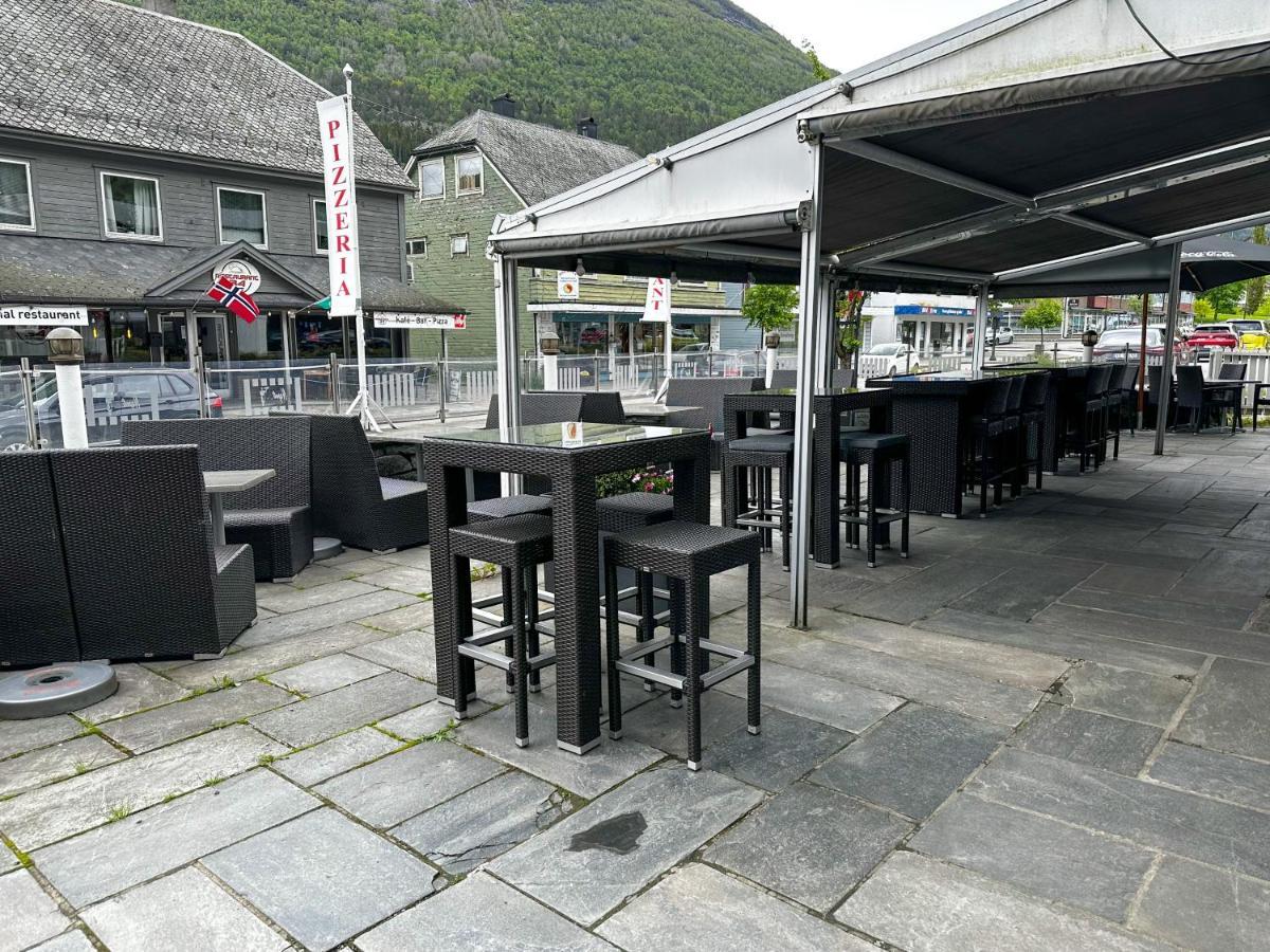 Stryn House - Hotel & Apartments Dış mekan fotoğraf